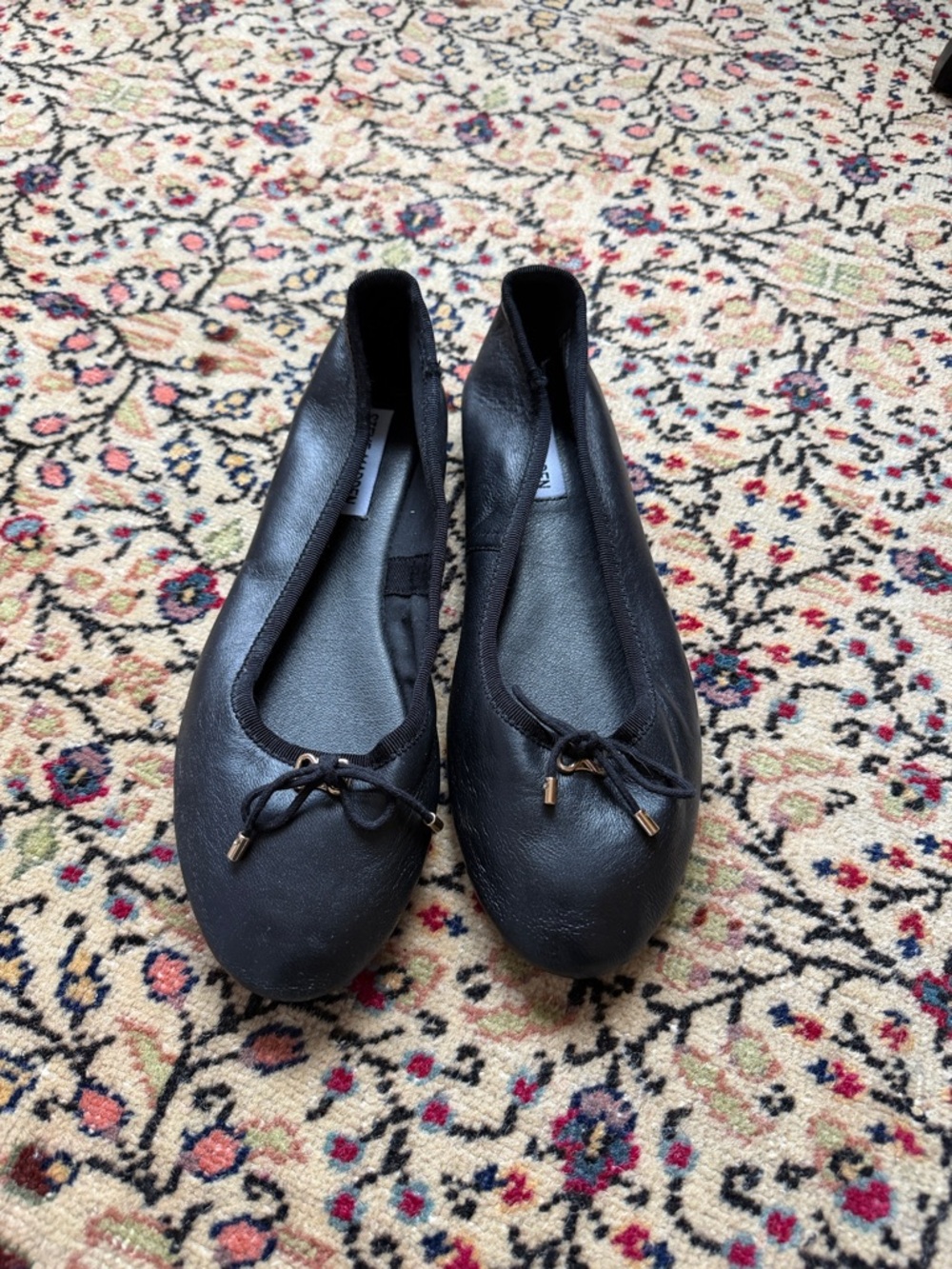 Steve Madden Black Leather Ballet Flats with Bow Detail